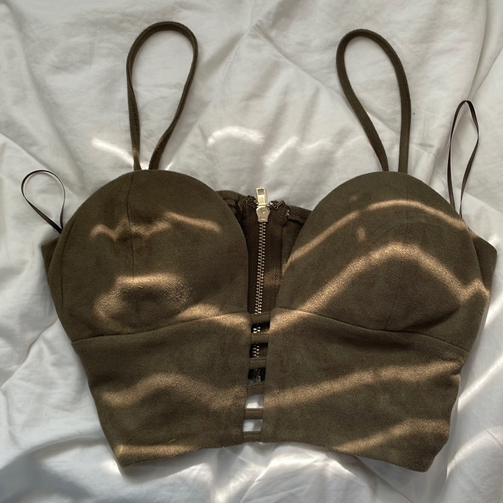 Cropped tank- Medoum